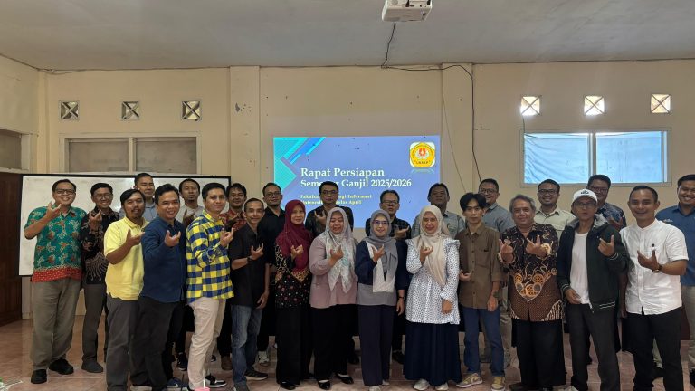 Fakultas Teknologi Informasi Gelar Rapat Akademik, Mantapkan Persiapan Semester Ganjil 2025/2026